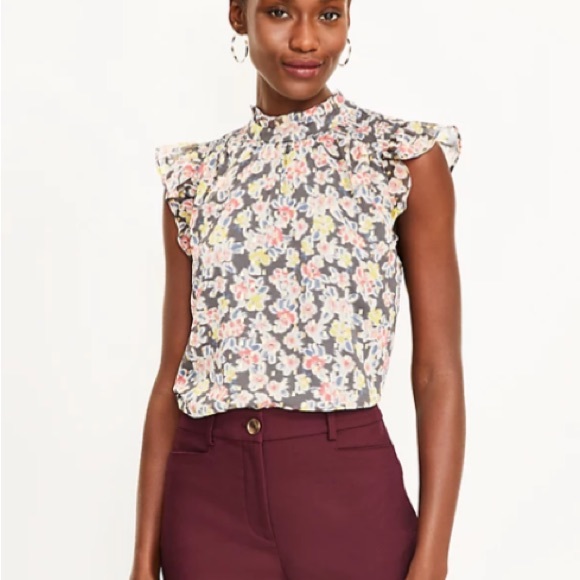 NWT LOFT Floral Smocked Ruffle Trim Top Size XS - Picture 2 of 13